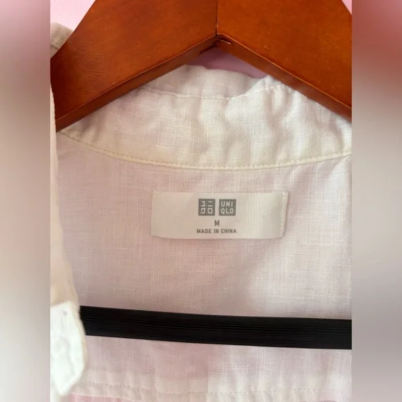 Uniqlo linen sleeveless top - Picture 5 of 9